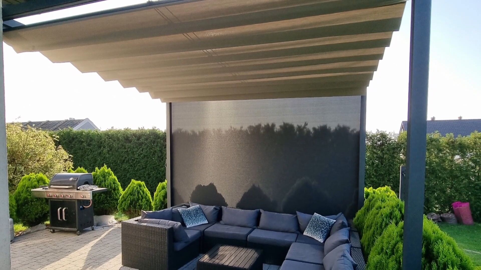 Pergola rzymska z refleksola boczną Wrocław Systemy Okienne